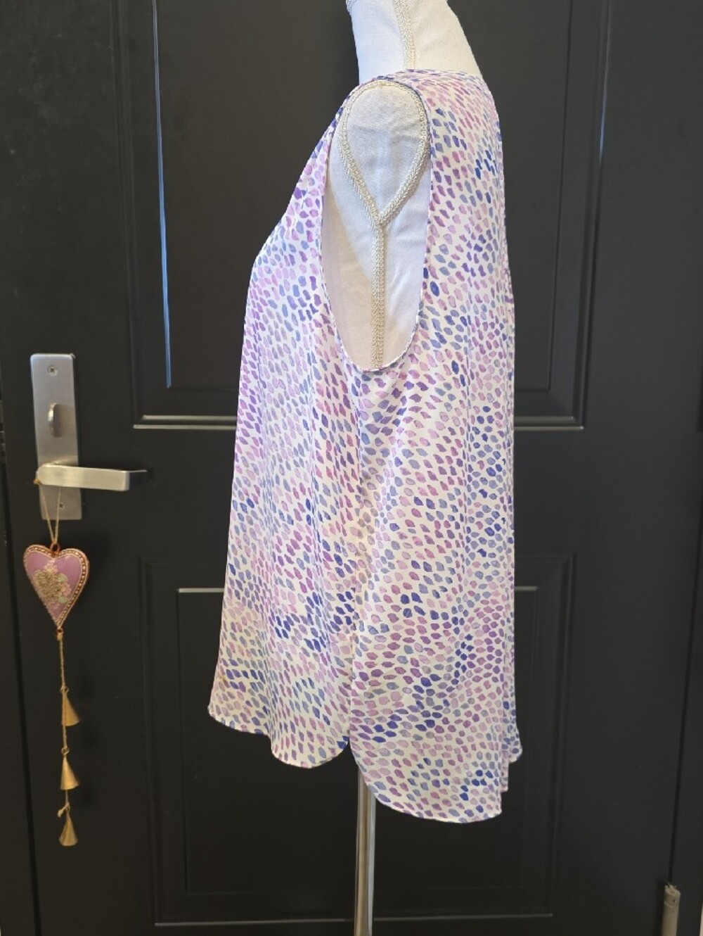 NYDJ Soft Lavender & Blue Sleeveless V-Neck Camisole - Picture 5 of 8